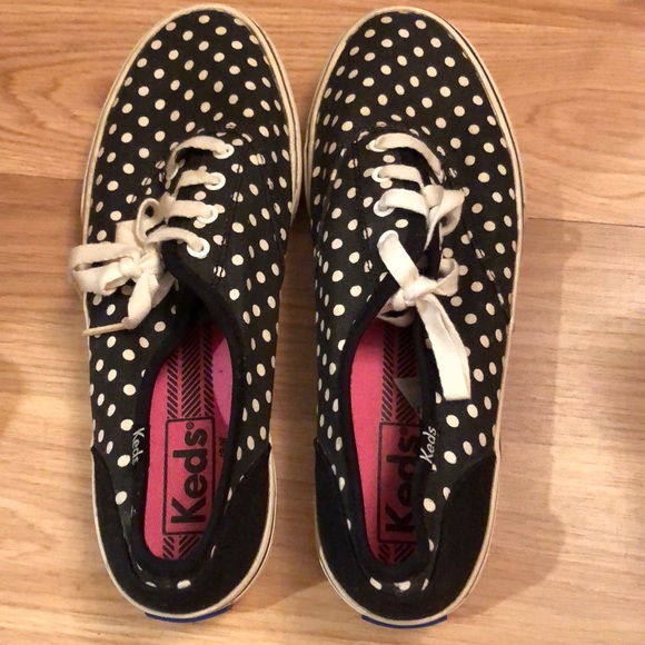 Less - Picture 2 of 5